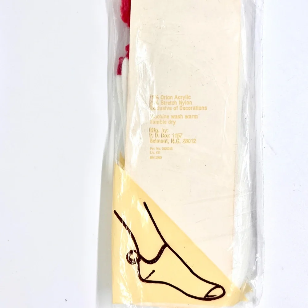Vintage Pom-Pom‎ Sport Socks Novelty Athletic Crew Socks New Sealed